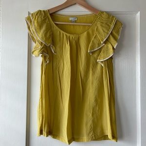 Odille Women’s Size 2 Yellow Silk Top w/ Ruffle Cap Sleeve Detail